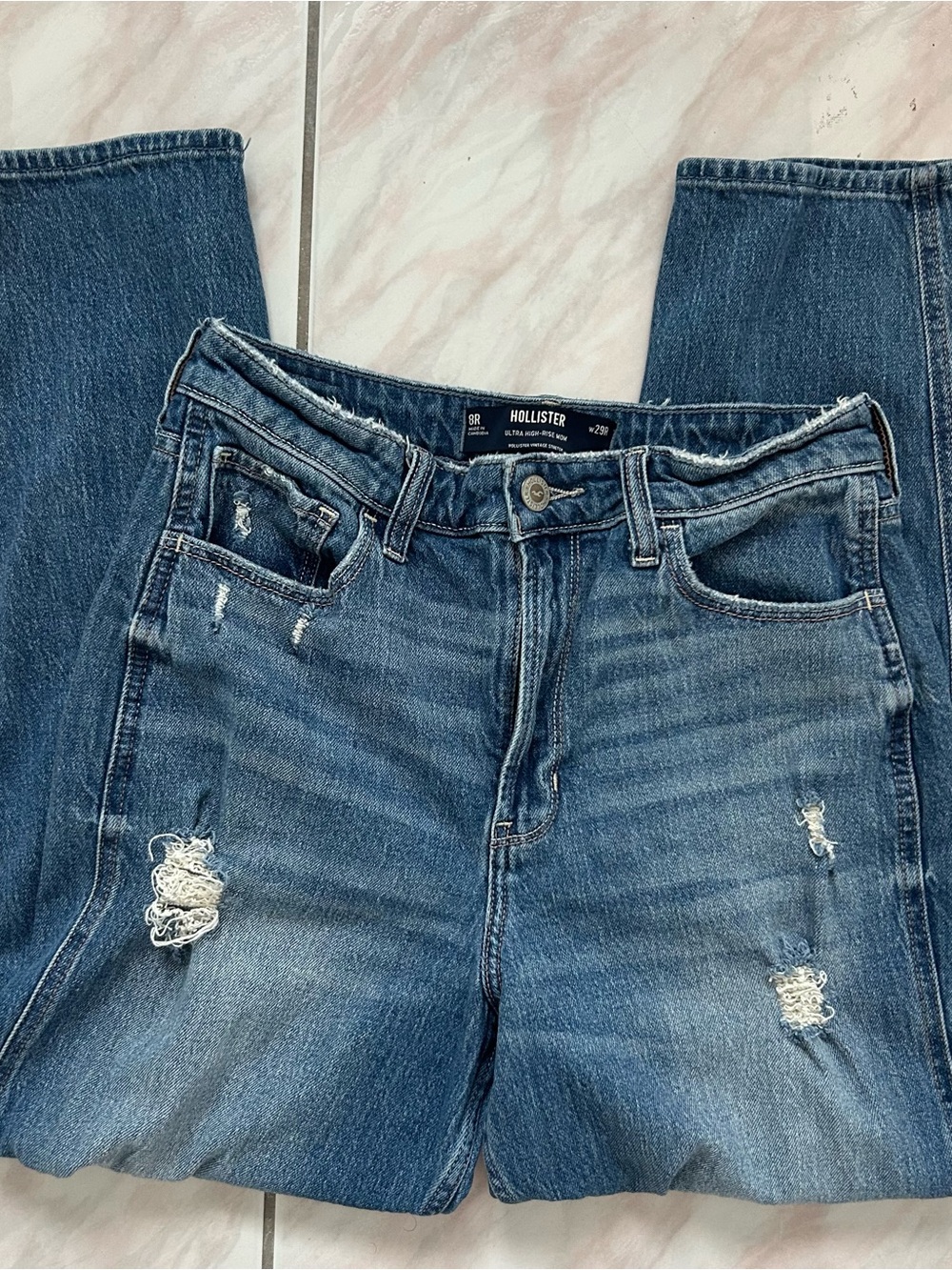 Hollister Women's Medium Blue Straight Leg Distressed Jeans